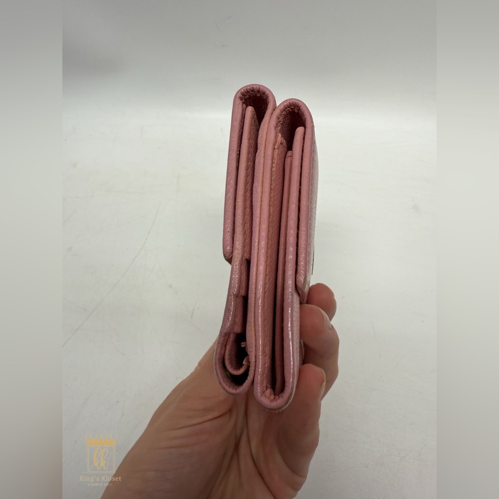 Chanel Compact Button Wallet - image 3